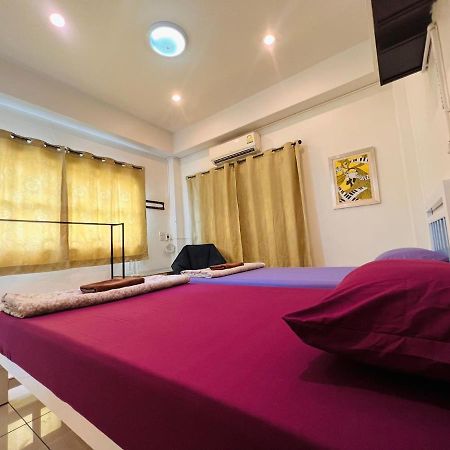 Aekkalukthai Hostel Rayong Eksteriør billede