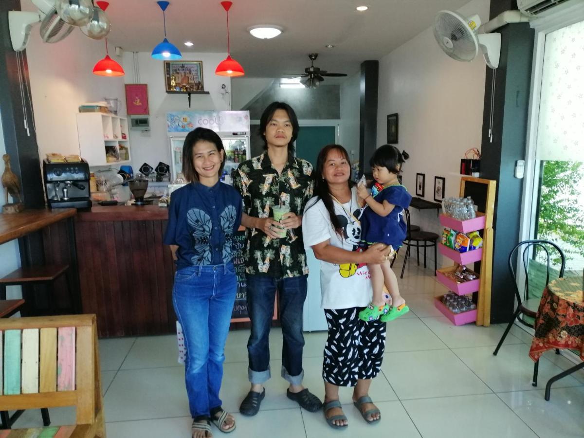 Aekkalukthai Hostel Rayong Eksteriør billede