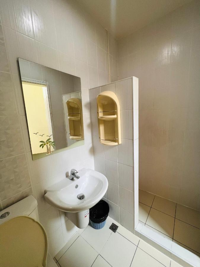 Aekkalukthai Hostel Rayong Eksteriør billede