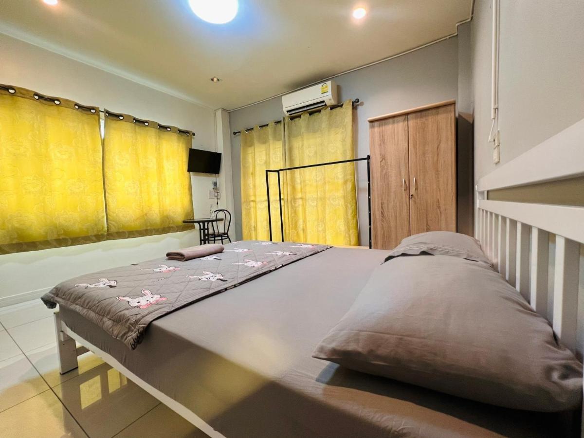 Aekkalukthai Hostel Rayong Eksteriør billede