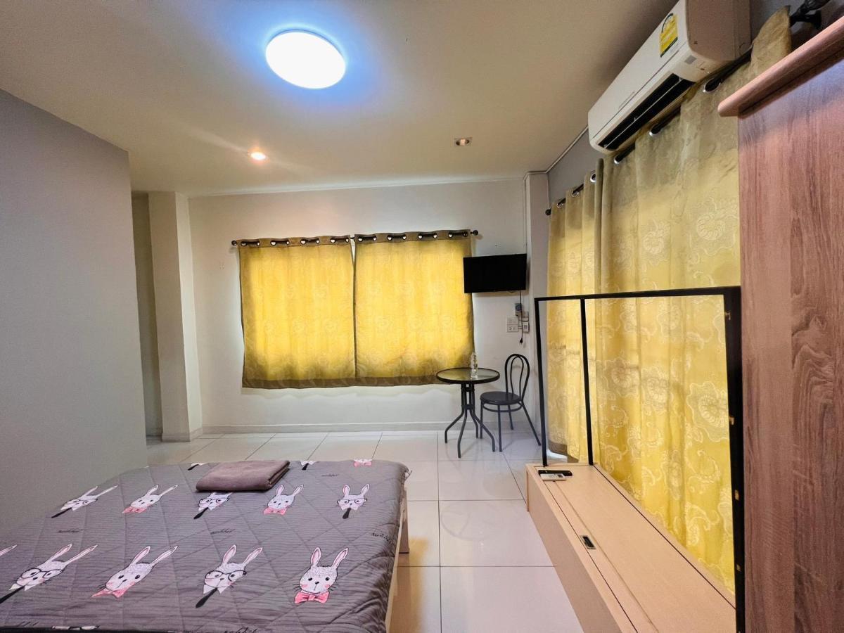 Aekkalukthai Hostel Rayong Eksteriør billede