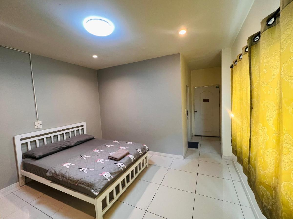 Aekkalukthai Hostel Rayong Eksteriør billede