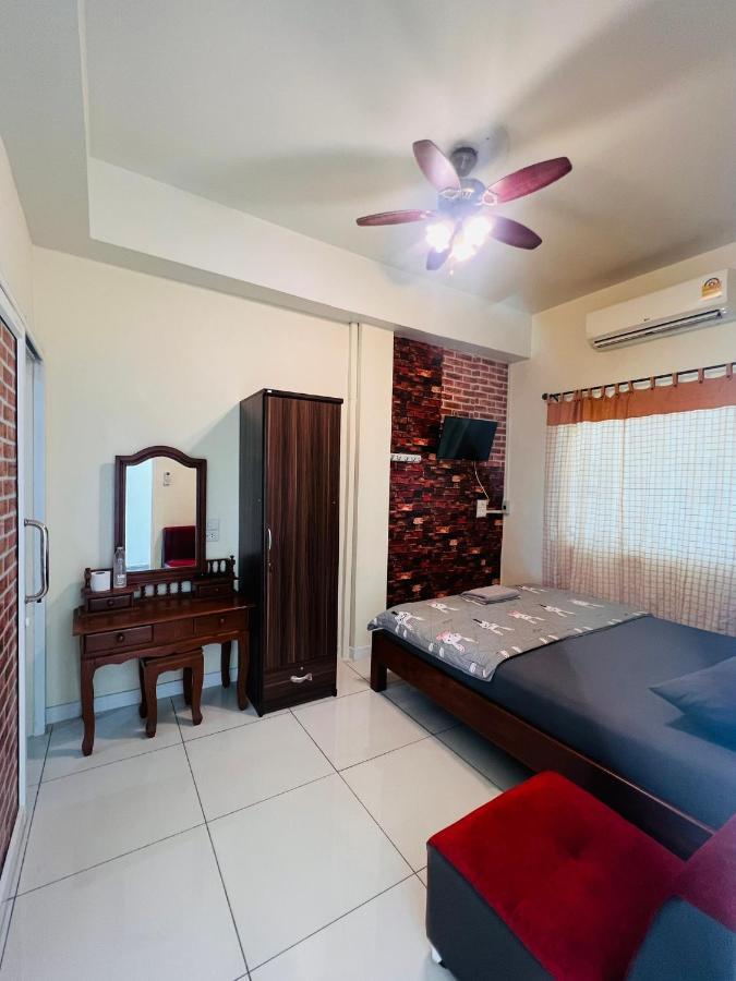 Aekkalukthai Hostel Rayong Eksteriør billede